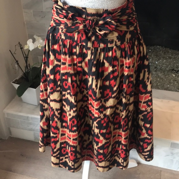 Jones New York Ikat Printed Skirt 4 EUC - Picture 2 of 8